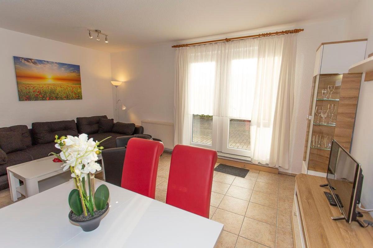 Haus Dornroeschen 45107 Appartement Goehren  Buitenkant foto