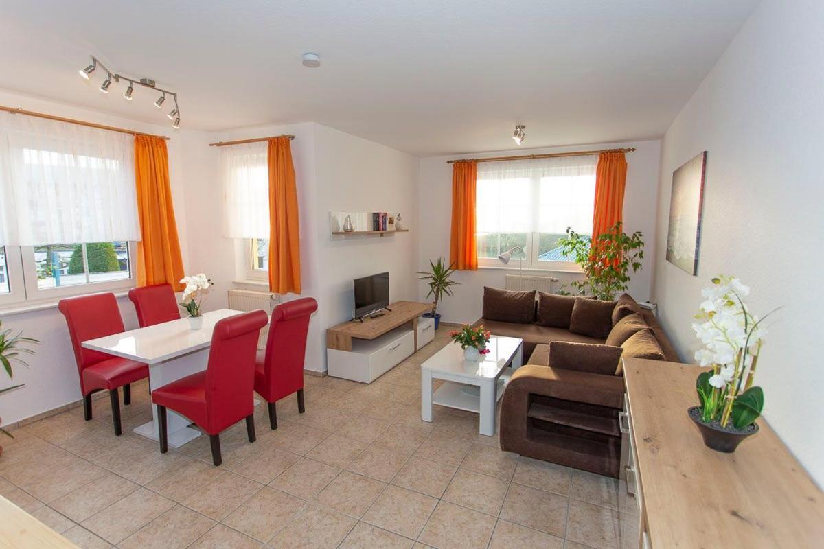 Haus Dornroeschen 45107 Appartement Goehren  Buitenkant foto