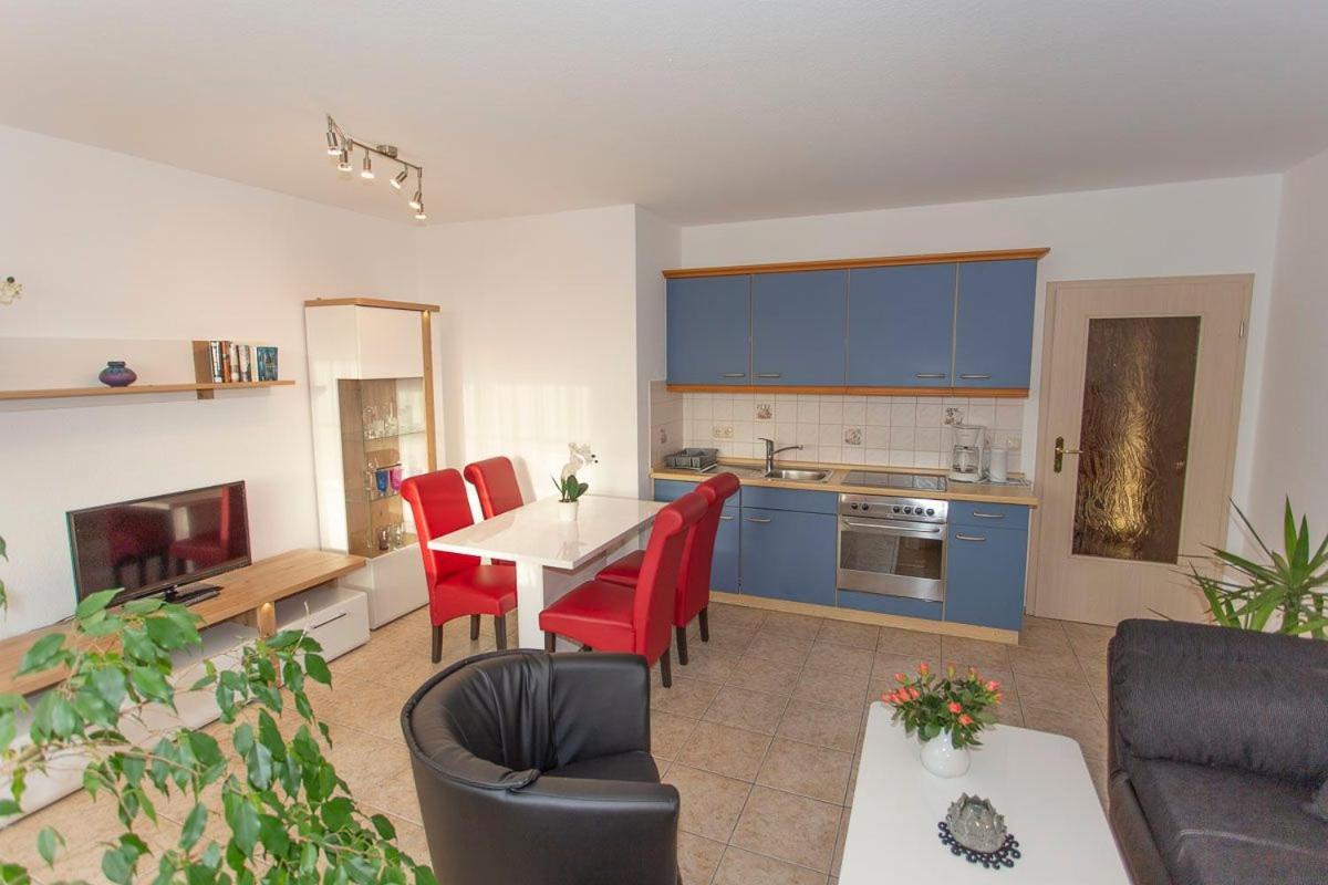 Haus Dornroeschen 45107 Appartement Goehren  Buitenkant foto