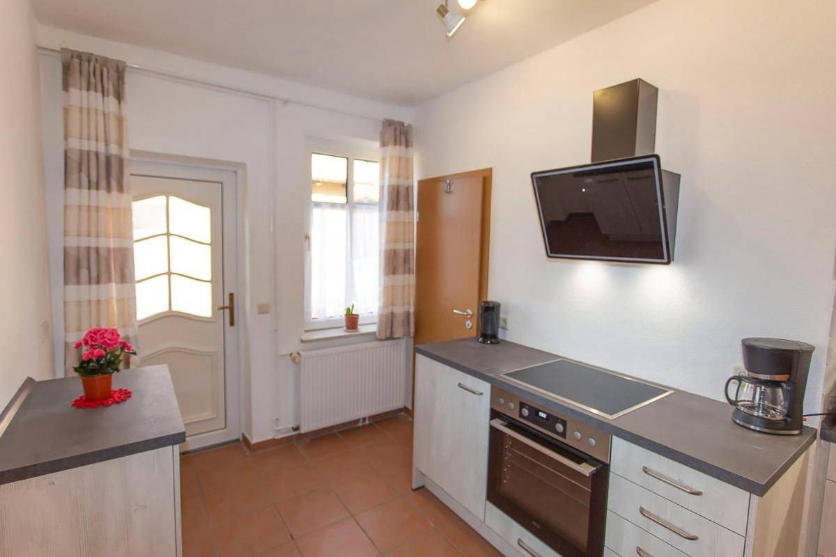 Haus Dornroeschen 45107 Appartement Goehren  Buitenkant foto