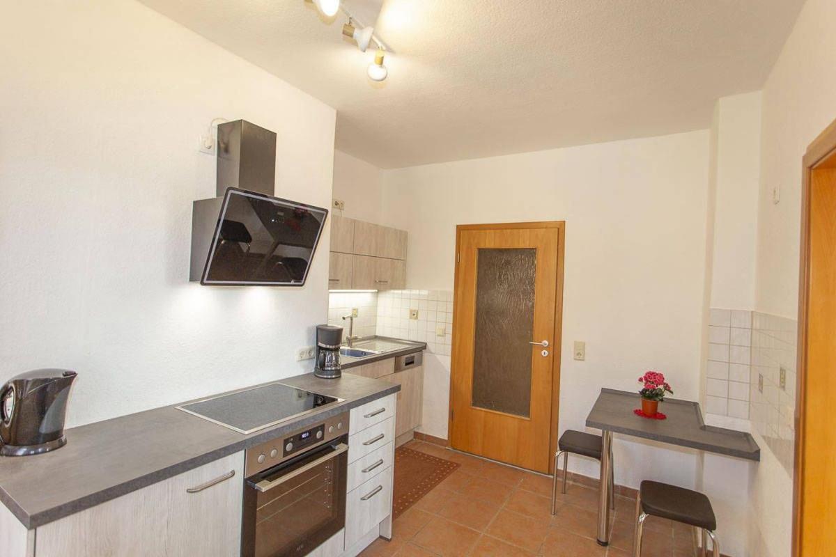 Haus Dornroeschen 45107 Appartement Goehren  Buitenkant foto
